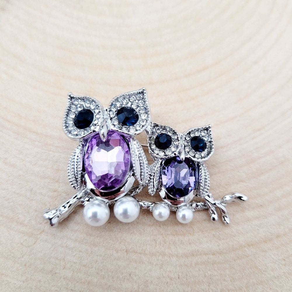 Brand New Silver & Purple Owl Pearl Brooch Pin